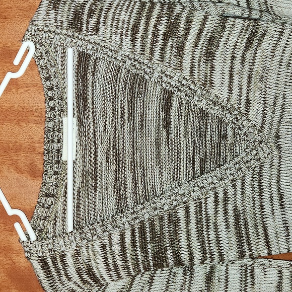 LOW V-NECK TUNIC SWEATER - Picture 2 of 10